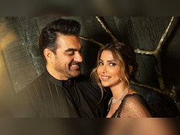 Troll Calls Arbaaz Khan 'Old Man',  Wife Sshura Hits Back With 'Vintage Model' Remark