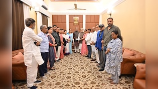 LIVE: लोकसभा स्पीकर से मिले बागी सांसद, काकोली घोष बोलीं- PM के नेतृत्व में काम करेंगे