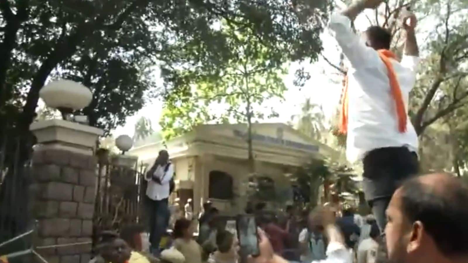 तेलंगाना: 'लव जिहाद' के आरोप में किशोरी की आत्महत्या, नारायणपेट में बंद, एक गिरफ्तार