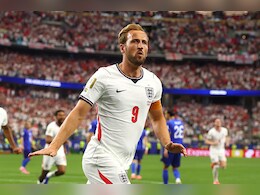 "Harry Kane Is England's Best Ever Striker": 1966 World Cup-Winner Geoff Hurst Gives Ultimate Praise
