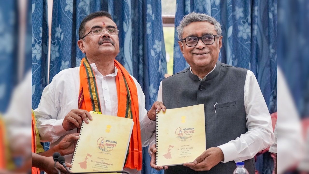 West Bengal Launches Yuva Shakti Scheme For Jobless Youth; Assistance Up To Rs 3,000 A Month