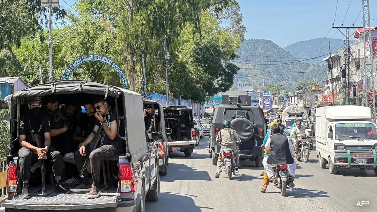 UK MPs Write To British Foreign Secretary Over PoK Crackdown, Blackout
