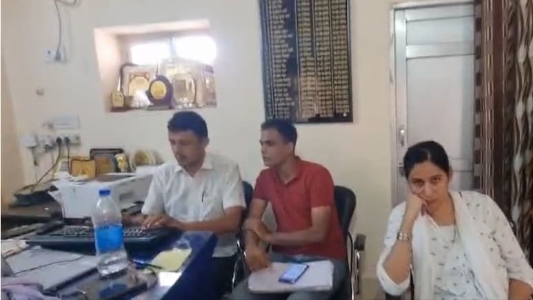 ACB के चंगुल में फंसा बीकानेर बीज निगम डायरेक्टर, 1 करोड़ 30 लाख की रिश्वत के साथ गिरफ्तार