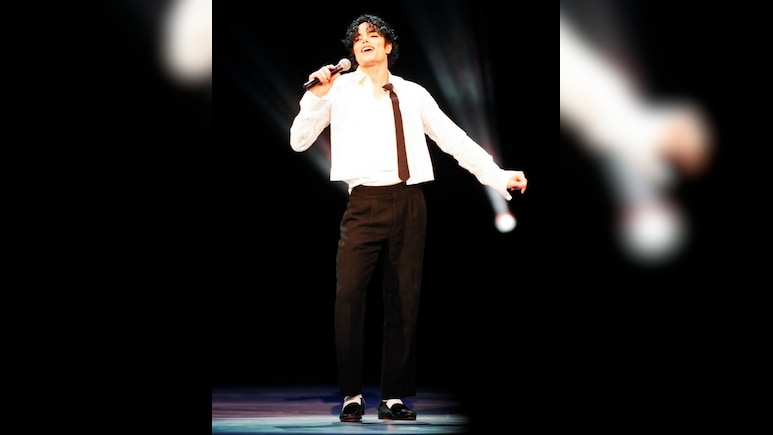 Michael Jackson Becomes First Artist To Chart New Hot 100 Hits In Six Different Decades