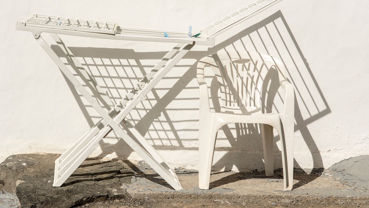 Drying Stand Buying Guide: How To Choose The Right One For Your Home Drying Stand Buying Guide: How To Choose The Right One For Your Home