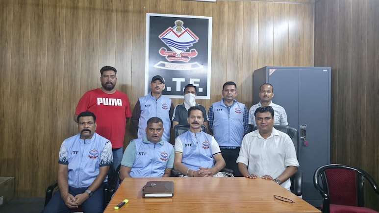 &nbsp;डिजिटल सिस्टम में सेंध और ₹1.7 करोड़ का खेल, उत्तराखंड STF ने दबोचा फर्जी आर्म्स लाइसेंस रैकेट का मास्टरमाइंड