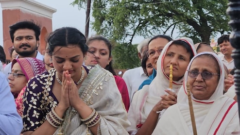 वाह! शादी के बजट से बनवाया 7 लाख का पक्षी टॉवर, MP की सलोनी जैन ने जीत लिया सबका दिल