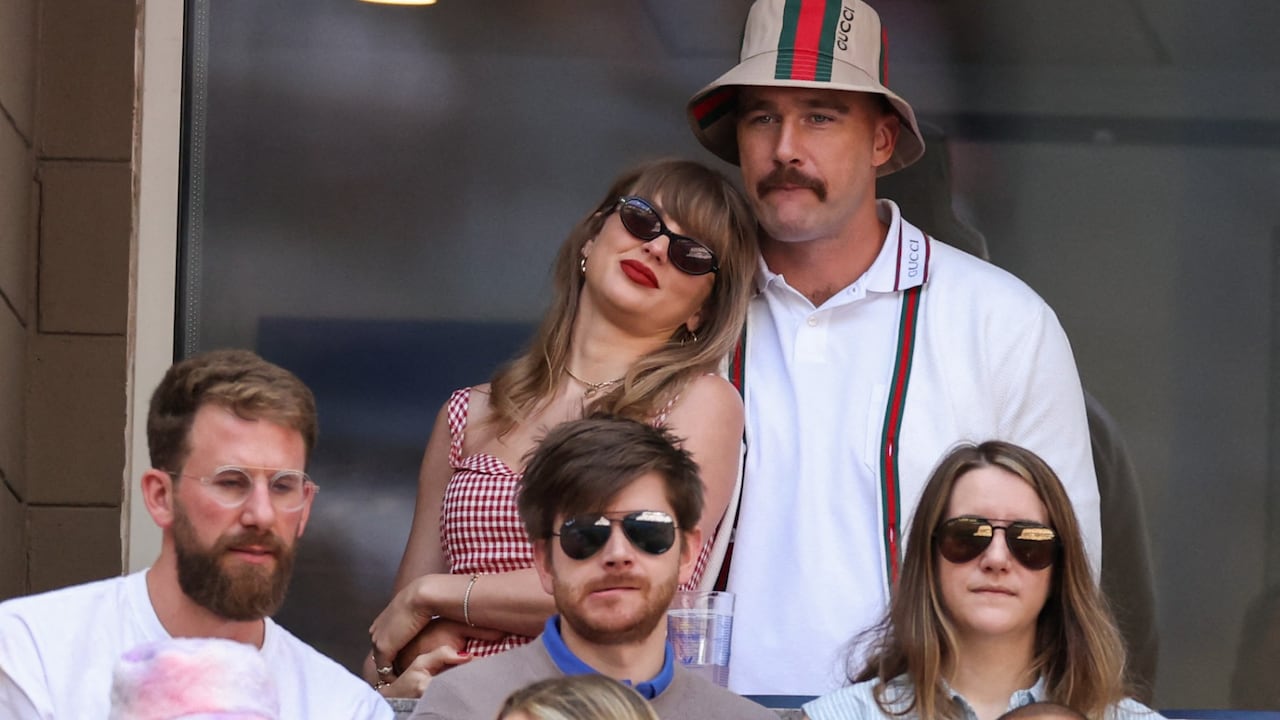 Taylor Swift Missing Travis Kelces Star-Studded Los Angeles Night Sparks Massive Fan Curiosity