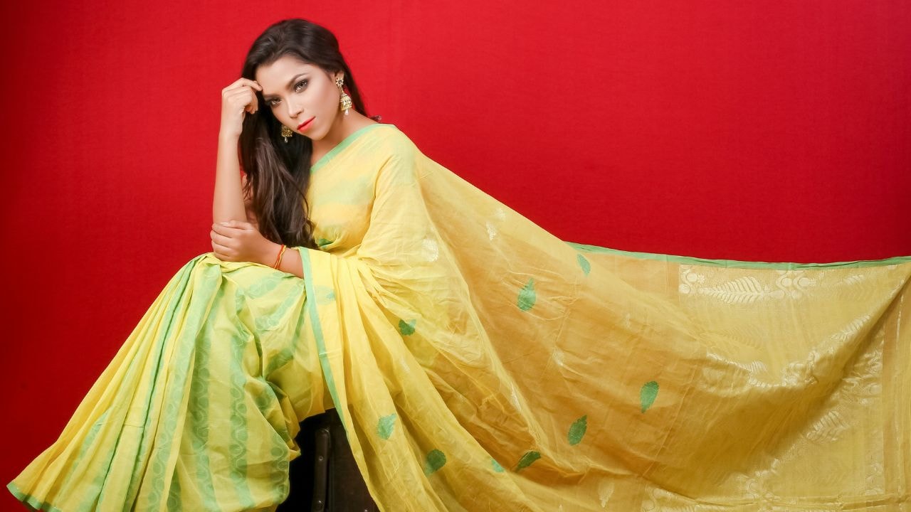 Myntra Sale: Suta और Koskii की खूबसूरत साड़ी और सूट पर आया है बंपर डिस्‍काउंट, मौका हाथ से निकल न जाए
