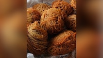 Crispy Laccha Samosa Recipe: बिना मैदे के बनाएं कुरकुरा लच्छा समोसा, हर बाइट में मिलेगा शानदार स्वाद