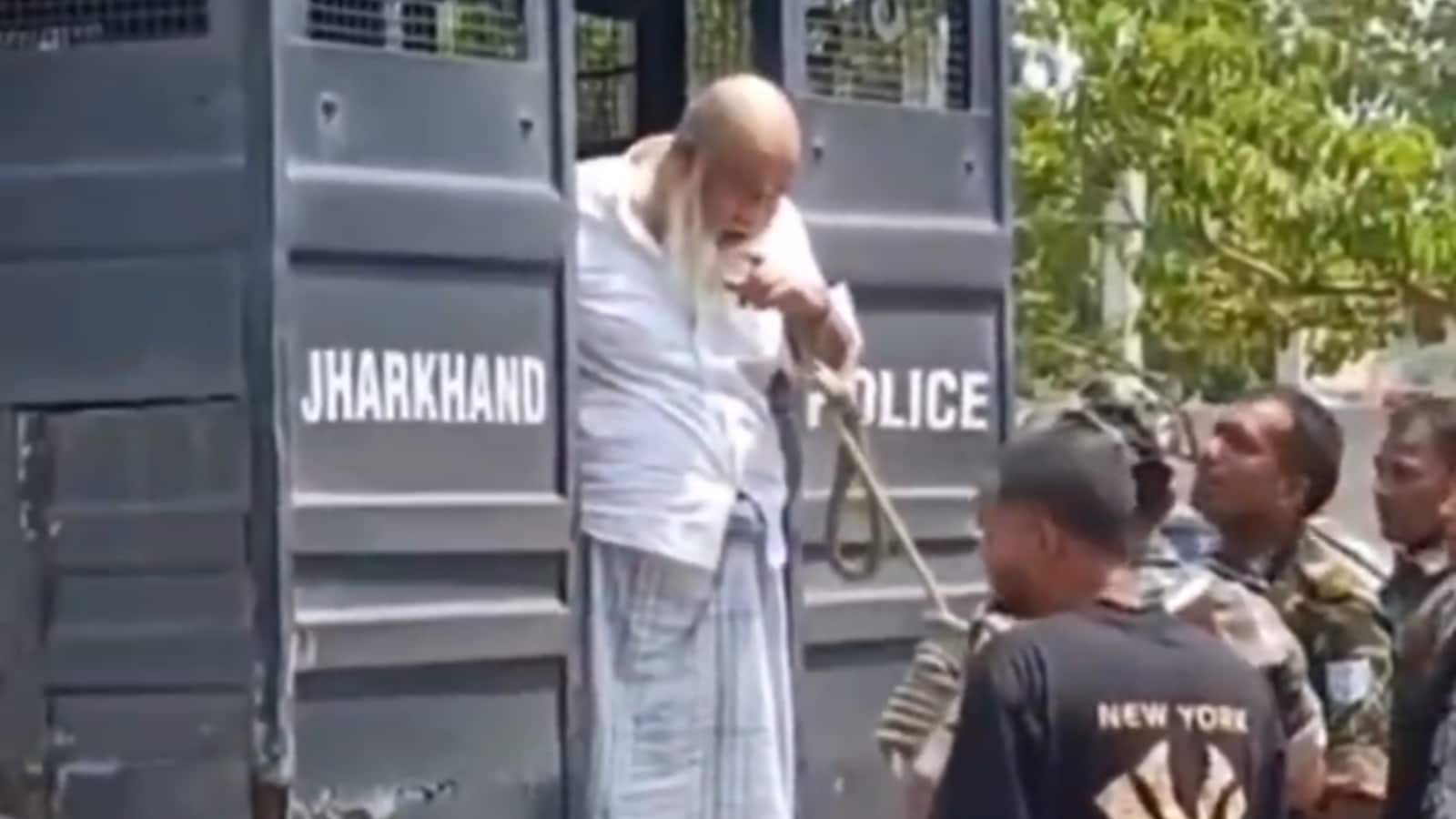 फहीम खान को हाई कोर्ट ने हत्या के एक मामले में आजीवन कारावास की सजा सुनाई थी