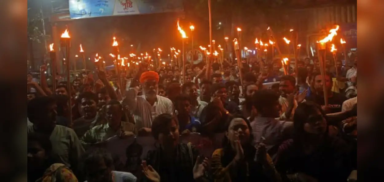 'Jai Shri Ram' Chants In Dhaka As Thousands Protest 'Desecration' Of Image