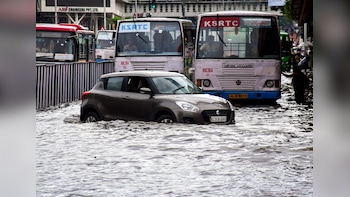 Monsoon To Hit Kerala Today? IMD Warns Of Heavy Rainfall In Tamil Nadu & Other States. Check Forecast