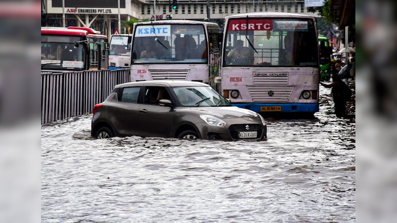 Monsoon To Hit Kerala Today? IMD Warns Of Heavy Rainfall In Tamil Nadu & Other States. Check Forecast
