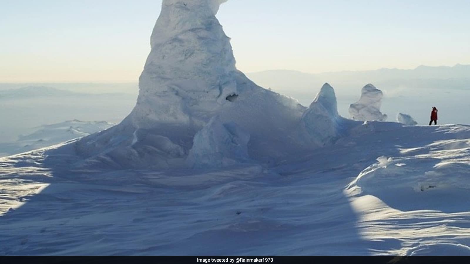 This Volcano In Antarctica Blasts Over Rs 18.9 Crore Worth Of Gold Into The Air Every Year - NDTV