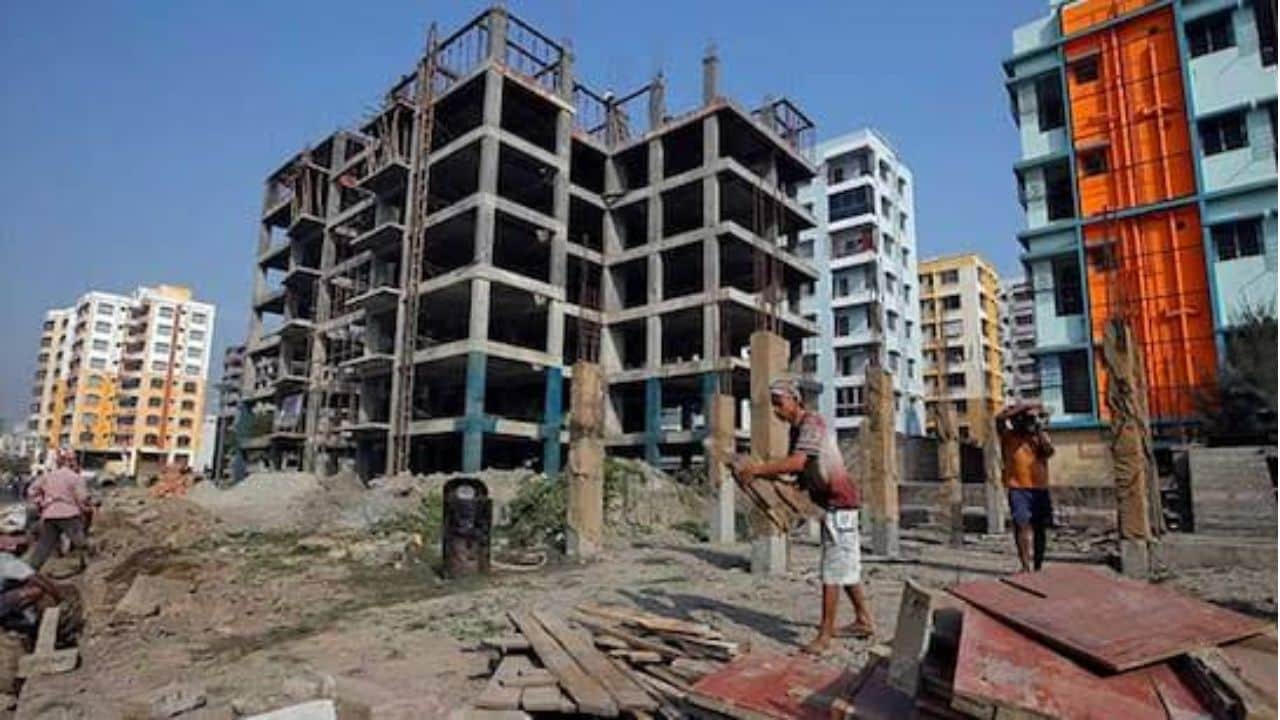 ऑफर पर ऑफर, फिर भी क्‍यों नहीं बिक रहे फ्लैट्स, आनंद राठी रिपोर्ट ने बताई वजह