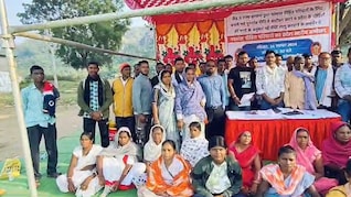 नौकरी, मुआवजा और पुनर्वास; छत्तीसगढ़ में नक्सल पीड़ित परिवार गुस्से में, विधानसभा अध्यक्ष का बंगला घेरेंगे
