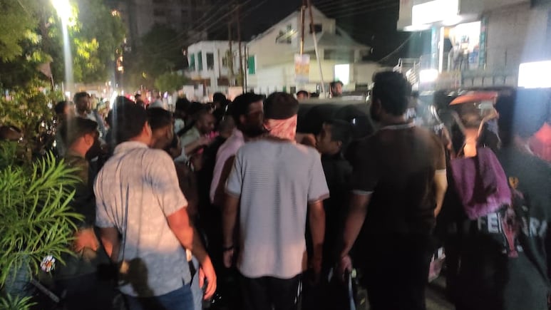 Maharashtra Teen Rams Speeding Car Into Pedestrians, Vehicles, 5 Injured