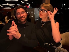 Taylor Swift Leaves Travis Kelce Fans Emotional With Surprise New Heights Cameo