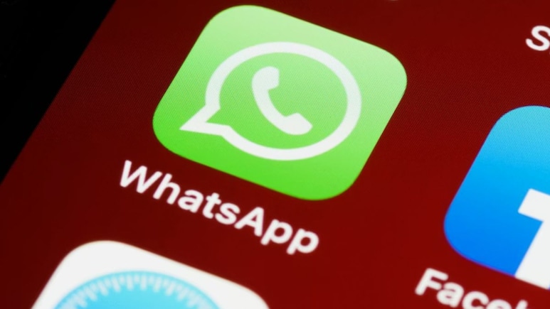 iPhone यूजर्स को बड़ा झटका! 30 नवंबर से इन मॉडल्स में हमेशा के लिए बंद हो जाएगा WhatsApp, तुरंत देख लें लिस्ट