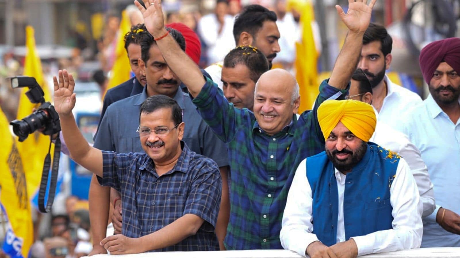 After Local Body Poll Win, Arvind Kejriwal Calls For Bhagwant Mann 2.0