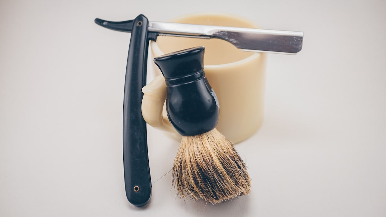 Grooming kit essentials that you can grab at lowest prices from Myntra End Of Reason Sale Grooming kit essentials that you can grab at lowest prices from Myntra End Of Reason Sale