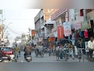 कानपुर की ‘अफीम कोठी' जहां नाम में अफीम, लेकिन मिलता है हर तरह का सामान, जानिए लोगों को क्यों है आज भी पसंद