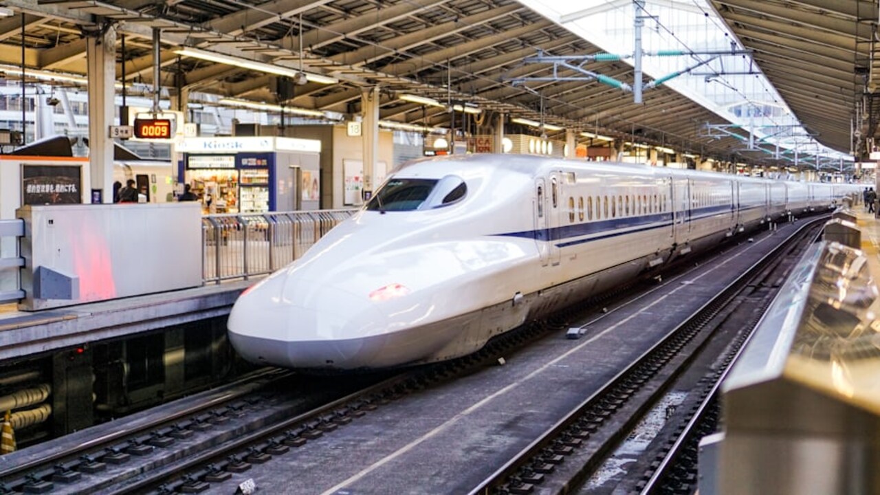 Delhi to Siliguri in 6 Hours? Centre Eyes Bullet Train for Bengal Rail Expansion Plan
