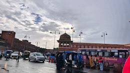 मानसून में देरी, लेकिन 'प्री-मानसून' ने मचाई तबाही, आज 33 जिलों में आंधी-बारिश का अलर्ट