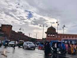 मानसून में देरी, लेकिन 'प्री-मानसून' ने मचाई तबाही, आज 33 जिलों में आंधी-बारिश का अलर्ट