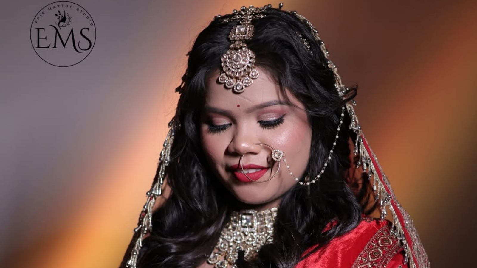 शादी के 3 महीने बाद मोना की संदिग्ध मौत, आगरा से इटावा पहुंचे परिजन बोले- बेटी की हत्या की, पति-सास फरार
