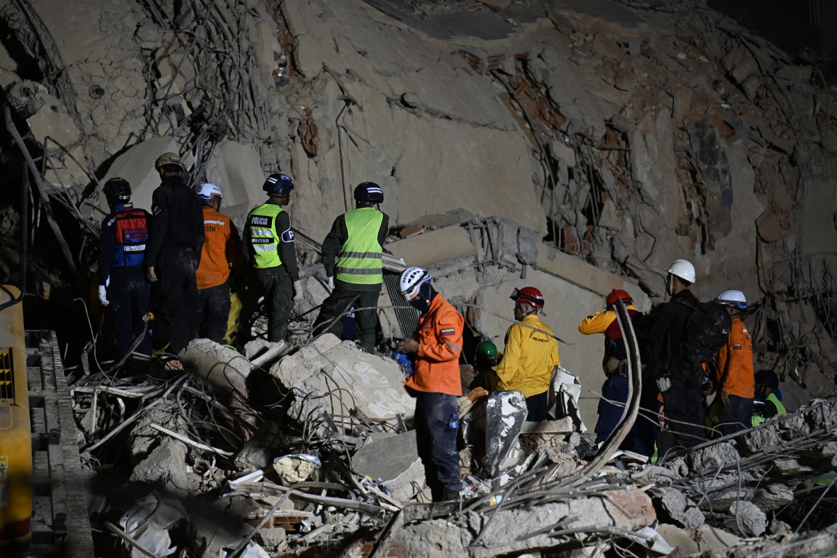 Death Count In Venezuela Quake Climbs To 920, Over 3,300 injured