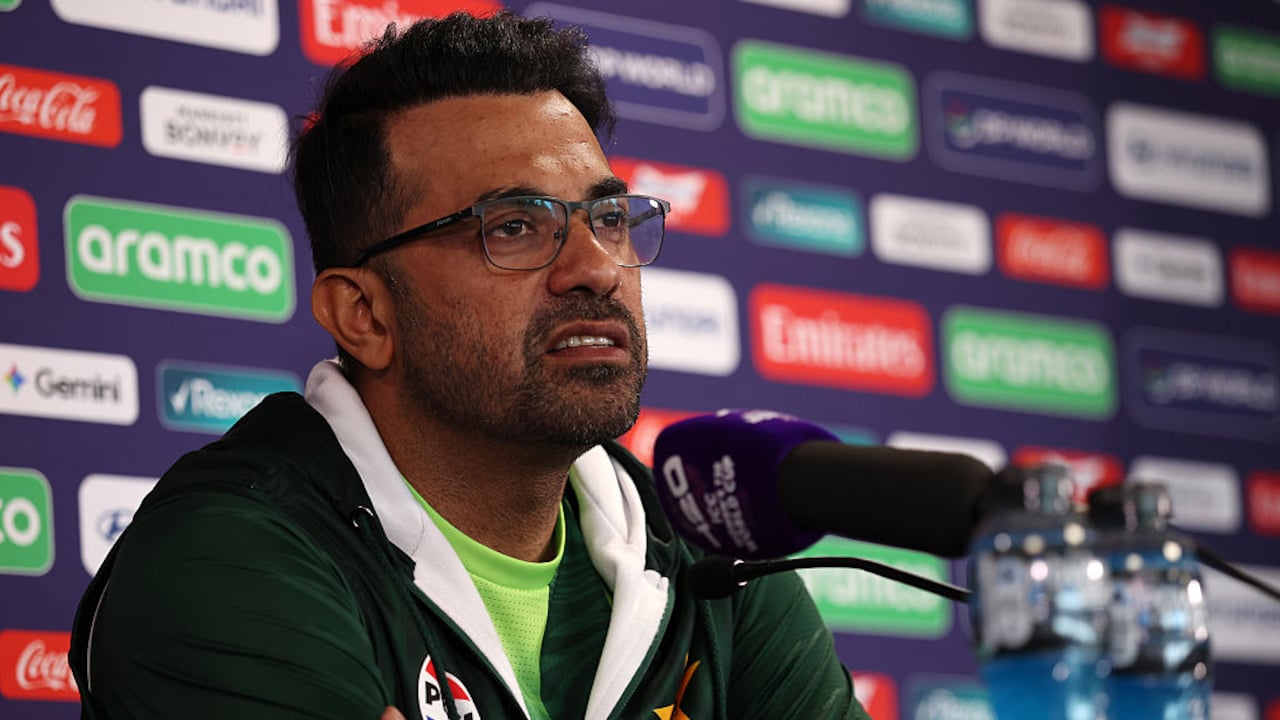 Reporter Asks Pakistan Coach About No Handshake With India During Women's T20 World Cup Clash. His Reply