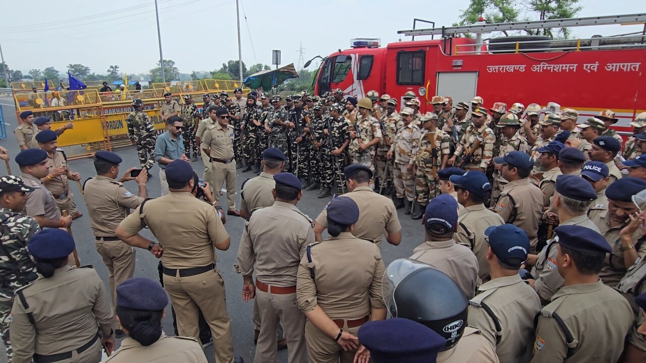 उत्तराखंड में घुसने के बाद लौटे निहंगों ने पांवटा साहिब में डाला डेरा, DM-SSP ने ताजा हालात पर क्या बताया