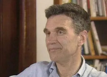 Harvard Professor Robert Coles, Renowned For Work On Children In Crisis, Dies At 97