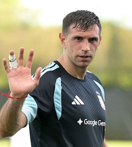 "Emiliano Martinezs Mentality Separates Him From The Rest": Indias Gurpreet Singh Sandhu