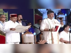 डीके शिवकुमार ने ली कर्नाटक के नए मुख्यमंत्री के तौर पर शपथ