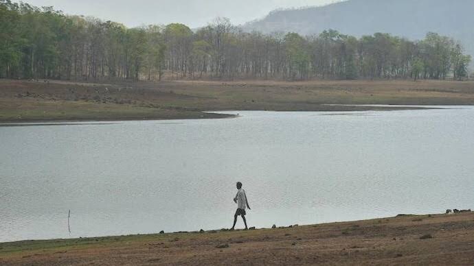 Mumbai Lake Levels Drop Amid Delayed Rain, Ex-IMD Scientist Warns 'Tough Times Ahead'