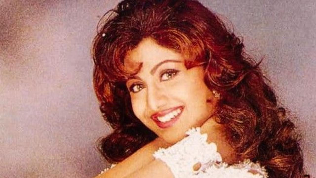 शिल्पा शेट्टी का असली नाम क्या है? पहले फोटोशूट से लेकर पहली फिल्म तक पढ़ें एक्ट्रेस से जुड़ी खास बातें