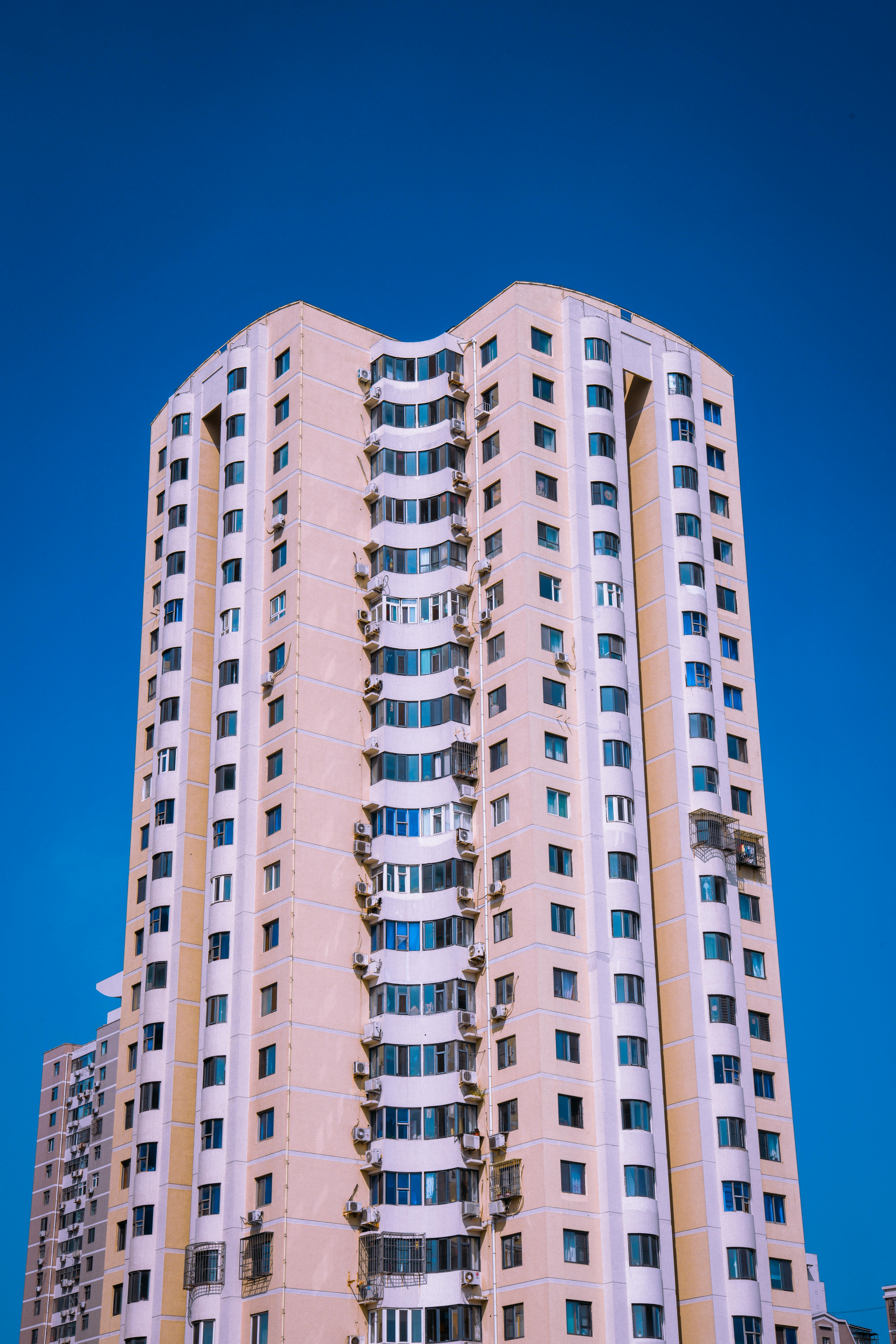 Man Buys Rs 33 Lakh Flat On 34th Floor, Later Learns Building Has 32 Storeys
