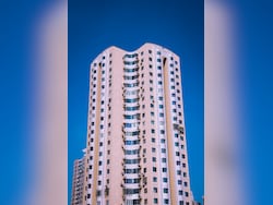 Chinese Man Buys Rs 33 Lakh Flat On 34th Floor, Later Learns Building Has 32 Storeys