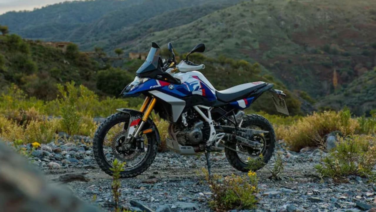 BMW की सबसे सस्ती एडवेंचर बाइक खरीदने का सपना टूटा, कंपनी ने अचानक रोक दी बुकिंग, जानें वजह
