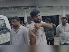 गोरखपुर में पुल‍िस पर बर्बरता का आरोप, तीन युवकों की बेरहमी से की पिटाई, अस्‍पताल में भर्ती