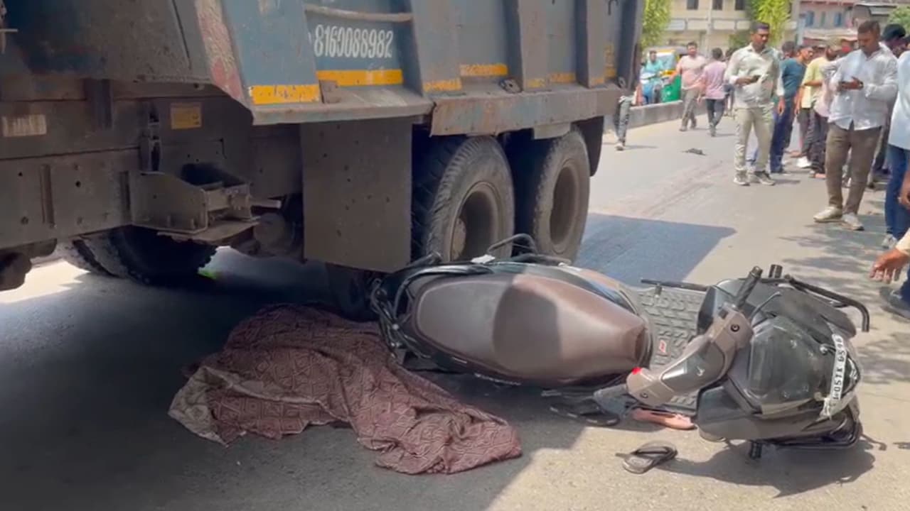 सूरत में काल बनकर दौड़ा डंपर, 22 साल की मां और 3 साल की मासूम की कुचलकर दर्दनाक मौत
