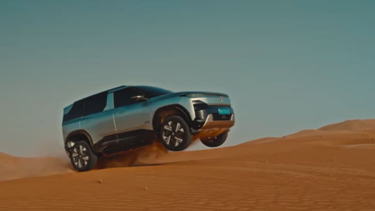 Tata Sierra EV Launch: 3 बड़ी स्क्रीन और 600km की रेंज, कीमत बस इतनी सी