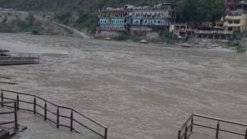 रुद्रप्रयाग में उफान पर अलकनंदा नदी, 4 दिन भारी बारिश का अलर्ट, प्रशासन ने जारी की एडवाइजरी