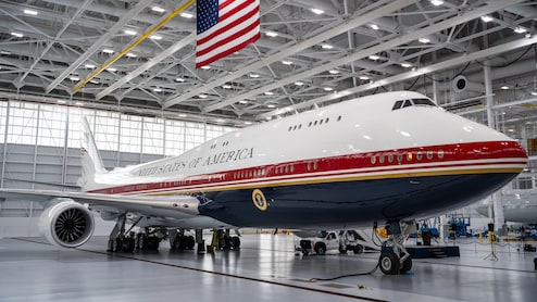 Scare Force One? Report Flags Security Gaps In Trump's New Plane