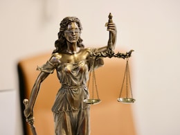 US Judge Kicks Off Lawyers From Both Sides For Using AI, Cancels Trial: 'Comedy Of Errors'