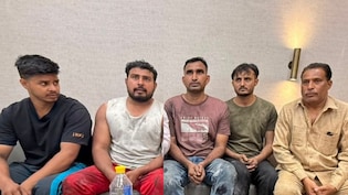 दिल्ली अग्निकांड: रियल लाइफ हीरो, दूसरों की जान बचाने के लिए जिन्होंने जान की बाजी लगा दी