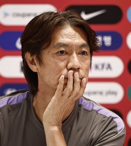 Broadcaster Blurs Out South Korea Coach Hong Myung-bos Face After FIFA World Cup Fiasco